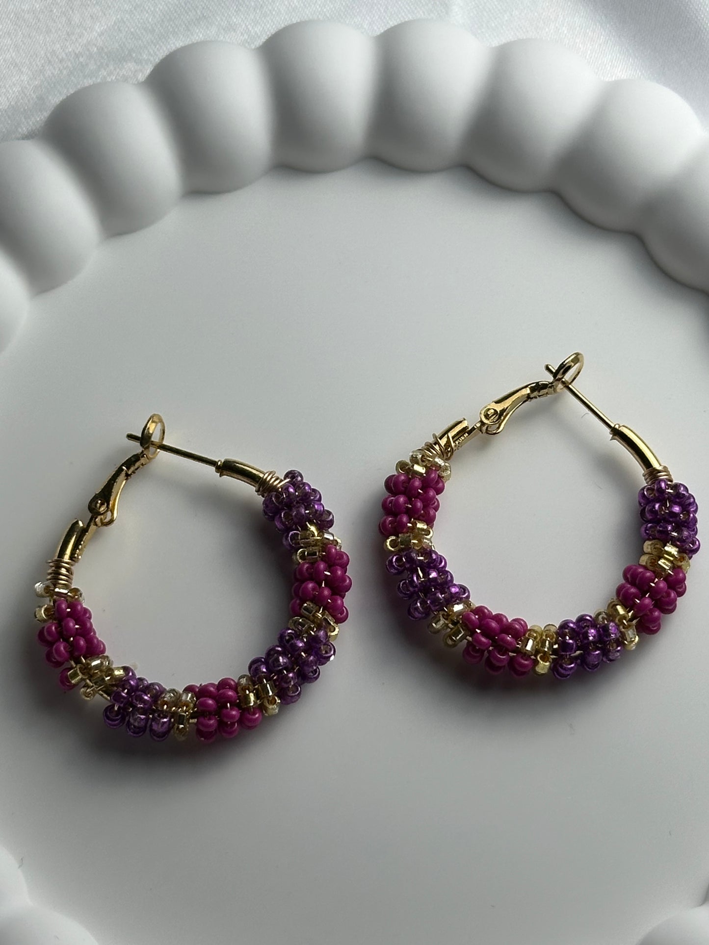 Oorbellen - beads of joy paars goud