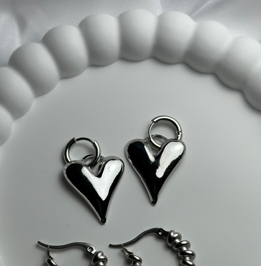 Oorbellen - big hearts zilver